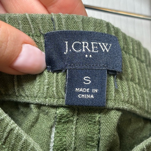 J. Crew - Women's Beachy Summer Green Casual Basic Lightweight Shorts in Size S - Picture 7 of 7